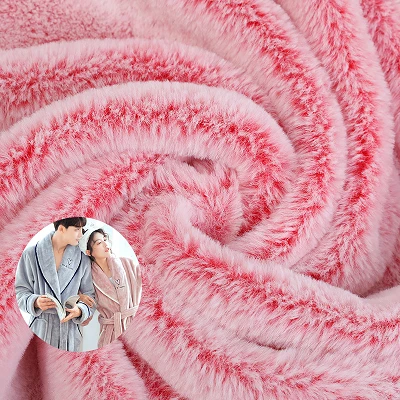 Плат с изкуствена кожа на заек с дълъг косъм