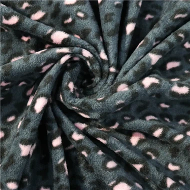 Плат с леопардово поларено руно