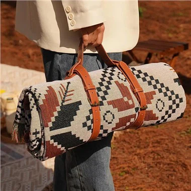 Одеяло за пикник с пискюли