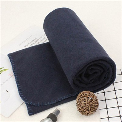 Дизайн на одеяло от поларено руно