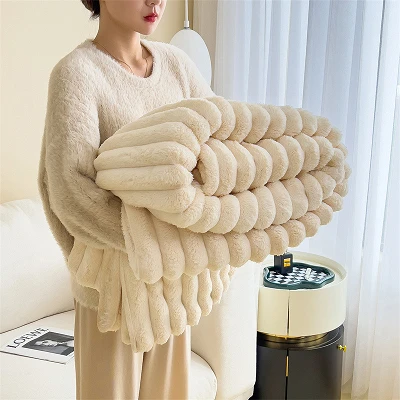 Bubbly Rabbit Faux Fur Ofneret