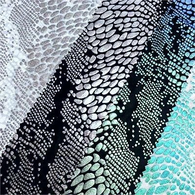 Позлата тъкан за дреха